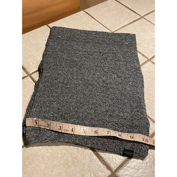 Levis Gray Knit Scarf 100% Acrylic OS Womens & Mens Winter Accessory Soft & Warm - Picture 5 of 5